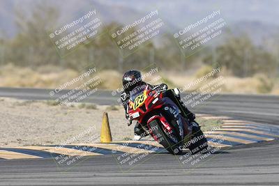 media/Dec-04-2025-Racers Edge (Thu) [[5ebc9f124d]]/3-B Group/1-Session 1 (Turn 7)/